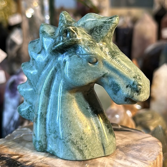 🎄SALE🎄Green Jade Unicorn Carving! - Picture 3 of 7